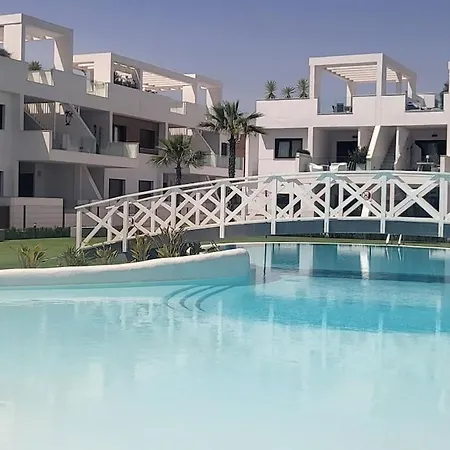 Modern Met Prettig Interieur In Omgeving Balcones Daire *