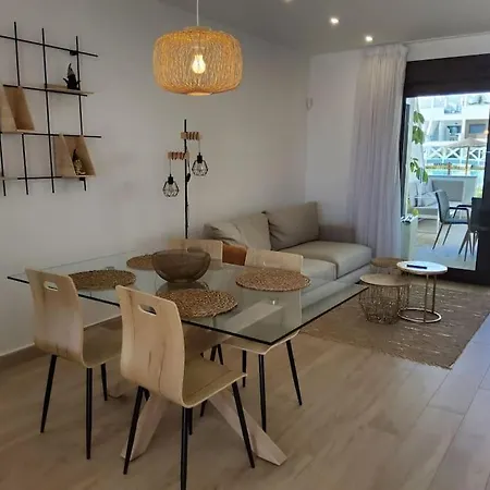 Daire Modern Met Prettig Interieur In Omgeving Balcones Torrevieja